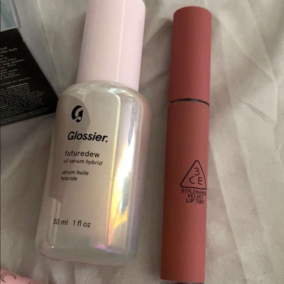 SAILOR MOON X COLOUR POP & BUNDLES - Picture 2 of 5